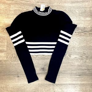 NWT Never Worn Long Sleeve Free People Crop Girls M Black & White Top